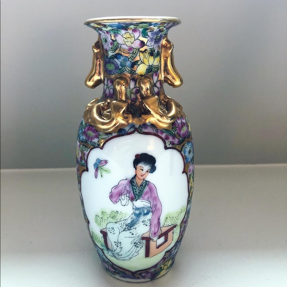 1800s Antique Chinese Famille Rose, Qianlong Vase